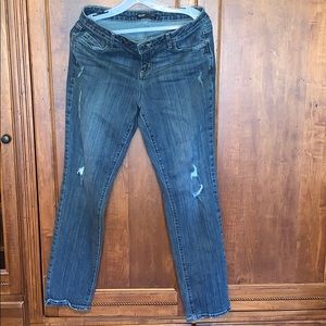Simple Vera wang jeans